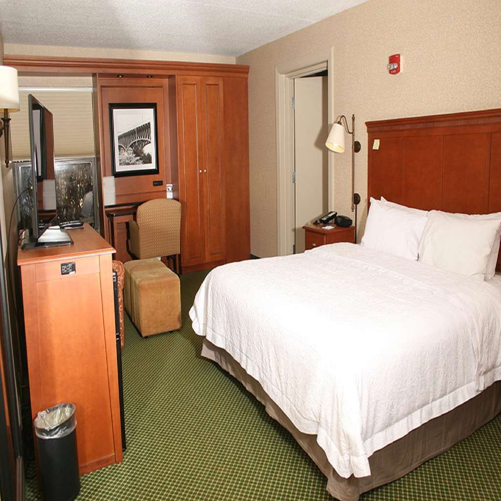 Hampton Inn Toledo-South/Maumee Habitación foto